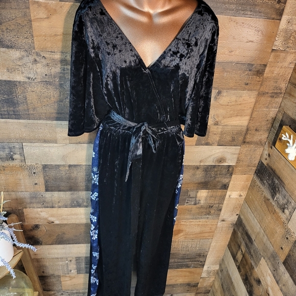 DISNEY PRINCESS VELVETY ONE PIECE PANT SUIT WITH BELL SLEEVES - Picture 4 of 16